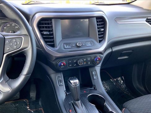 Used 2017 GMC Acadia SLE w/ Driver Alert Package I image 11