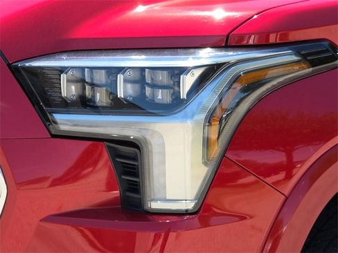 Used 2023 Toyota Sequoia Capstone image 4