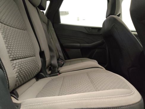 Used 2022 Ford Escape SE FWD image 19