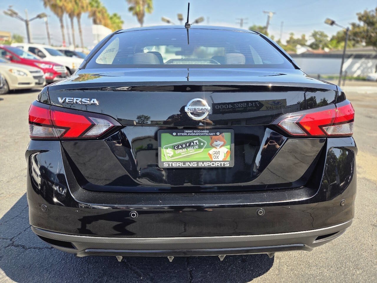 Used 2020 Nissan Versa S FWD image 3