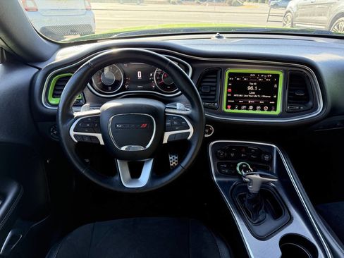 Used 2015 Dodge Challenger R/T Scat Pack w/ Scat Pack Appearance Package image 14