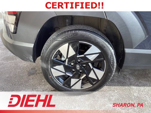 Certified 2025 Hyundai Kona SEL image 9