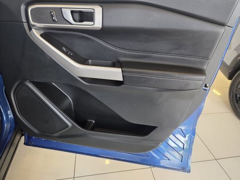 Used 2023 Ford Explorer XLT w/ Equipment Group 202A image 21