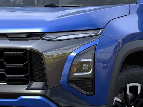 New 2026 Chevrolet Equinox ACTIV w/ LPO, Floor Liner Package image 10