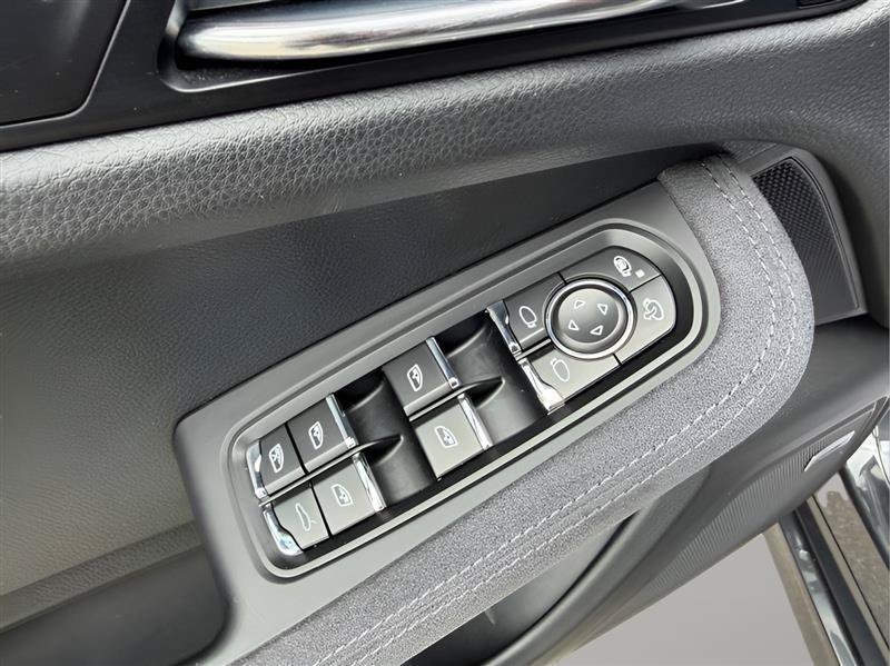 Used 2018 Porsche Macan GTS AWD/4WD image 19