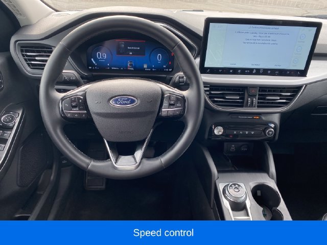 Used 2025 Ford Escape Platinum AWD/4WD image 7