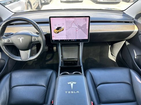 Used 2018 Tesla Model 3 Long Range RWD image 13