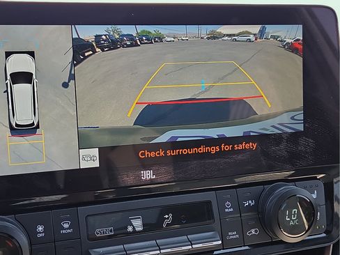 Used 2025 Toyota Grand Highlander AWD Hybrid image 17