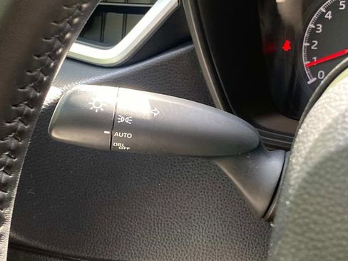 Used 2022 Toyota Corolla SE image 21