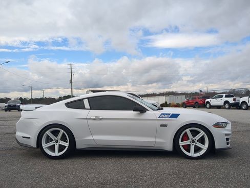 Used 2020 Ford Mustang GT w/ Equipment Group 301A image 2