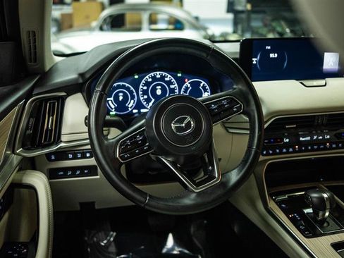 Used 2024 MAZDA CX-90 Plug-In Hybrid w/ Premium Plus AWD/4WD image 16