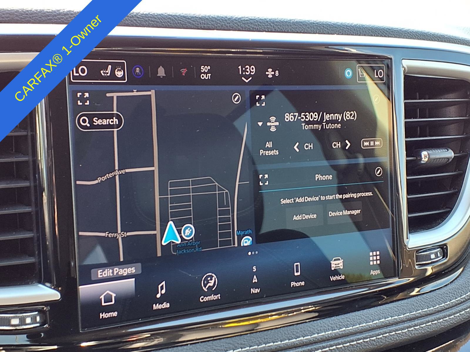 Used 2024 Chrysler Pacifica Limited FWD image 25