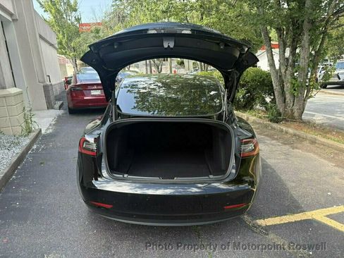 Used 2022 Tesla Model 3 Long Range AWD/4WD image 12