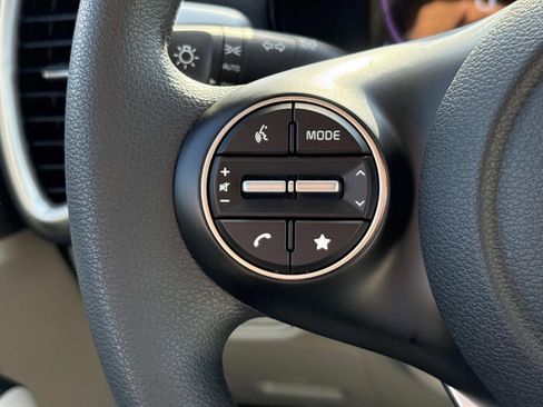 New 2025 Kia Soul LX image 22