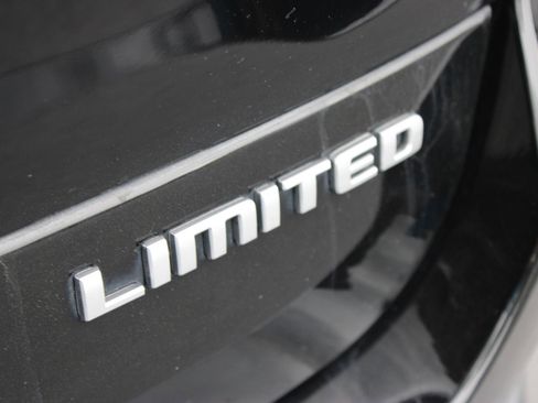 Used 2024 Jeep Grand Cherokee L Limited w/ Luxury Tech Group II AWD/4WD image 30