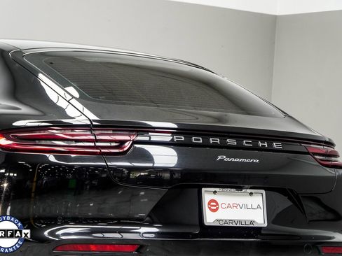 Used 2018 Porsche Panamera image 14