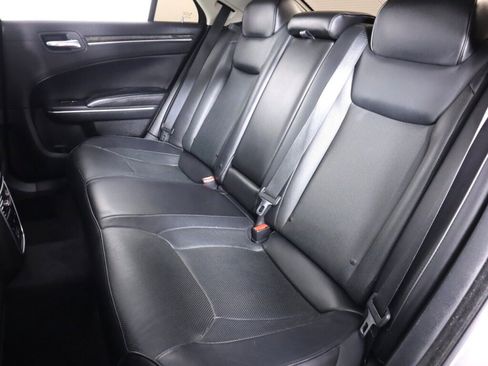 Used 2016 Chrysler 300 C RWD image 35