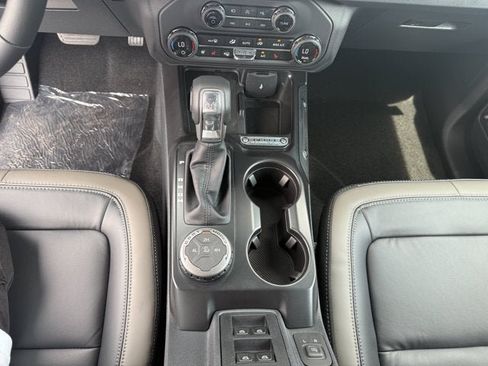 New 2026 Ford Bronco Outer Banks AWD/4WD image 16
