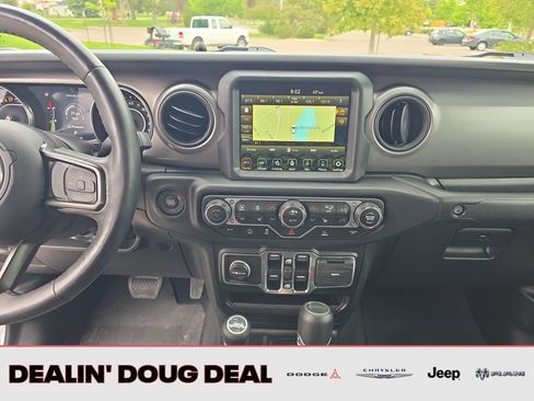 Used 2022 Jeep Gladiator Sport AWD/4WD image 18