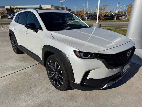 Used 2025 MAZDA CX-50 2.5 Turbo w/ Cargo Package image 3