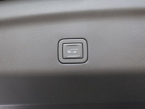 New 2026 Chevrolet Tahoe Premier image 10