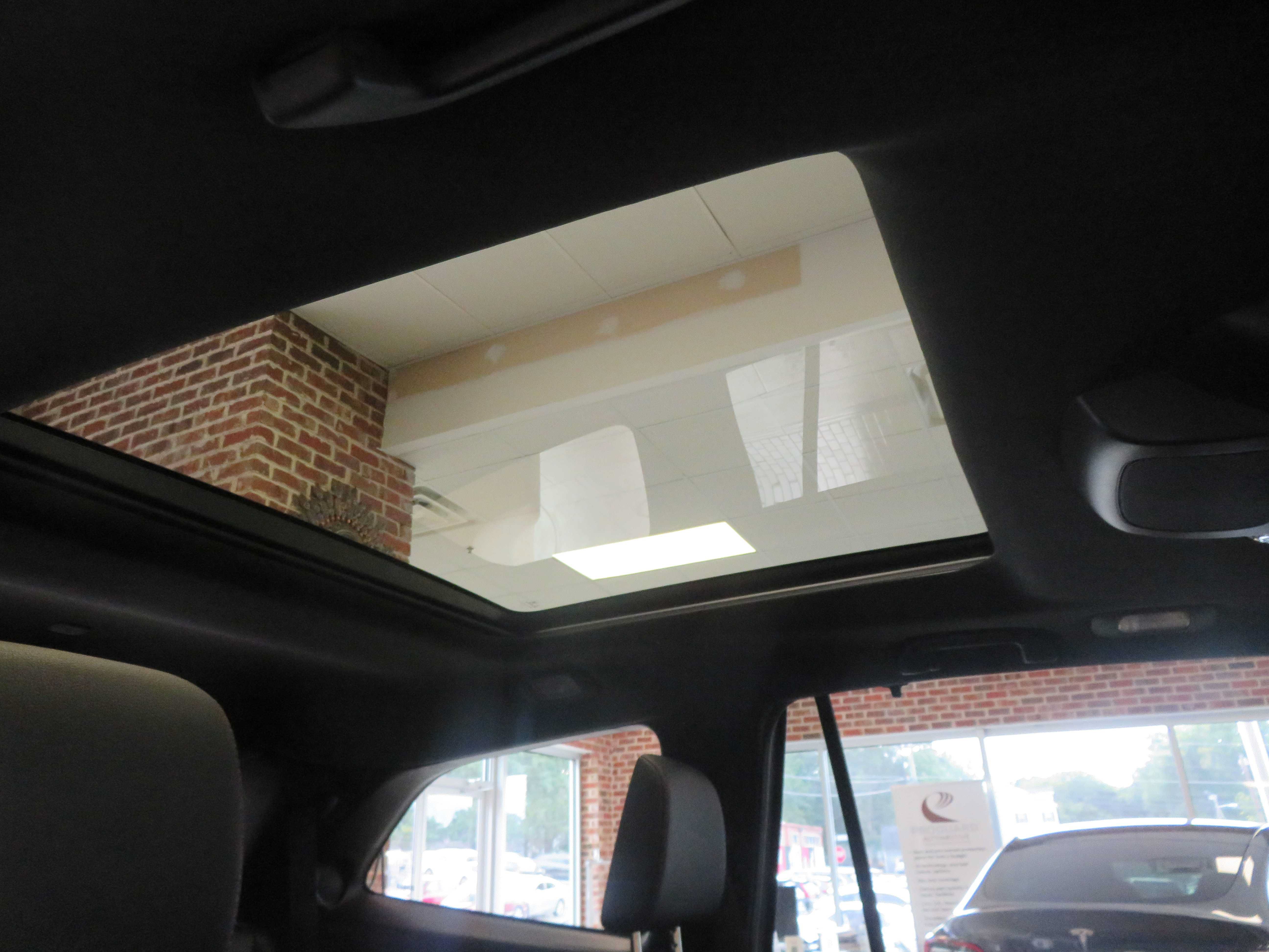 Used 2022 Honda Pilot Black Edition image 29