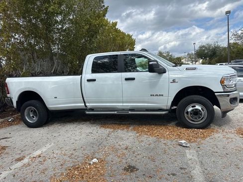 Used 2024 RAM 3500 Big Horn image 2