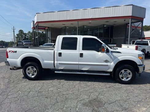 Used 2016 Ford F250 XLT w/ XLT Value Package AWD/4WD image 4