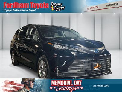 Used 2024 Toyota Sienna LE
