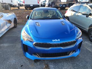 Used 2022 Kia Stinger GT1 video 2