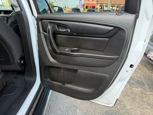 Used 2016 Chevrolet Traverse LT w/ Traveler's Package AWD/4WD image 22