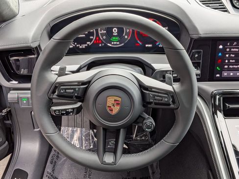 New 2026 Porsche Panamera 4 image 15