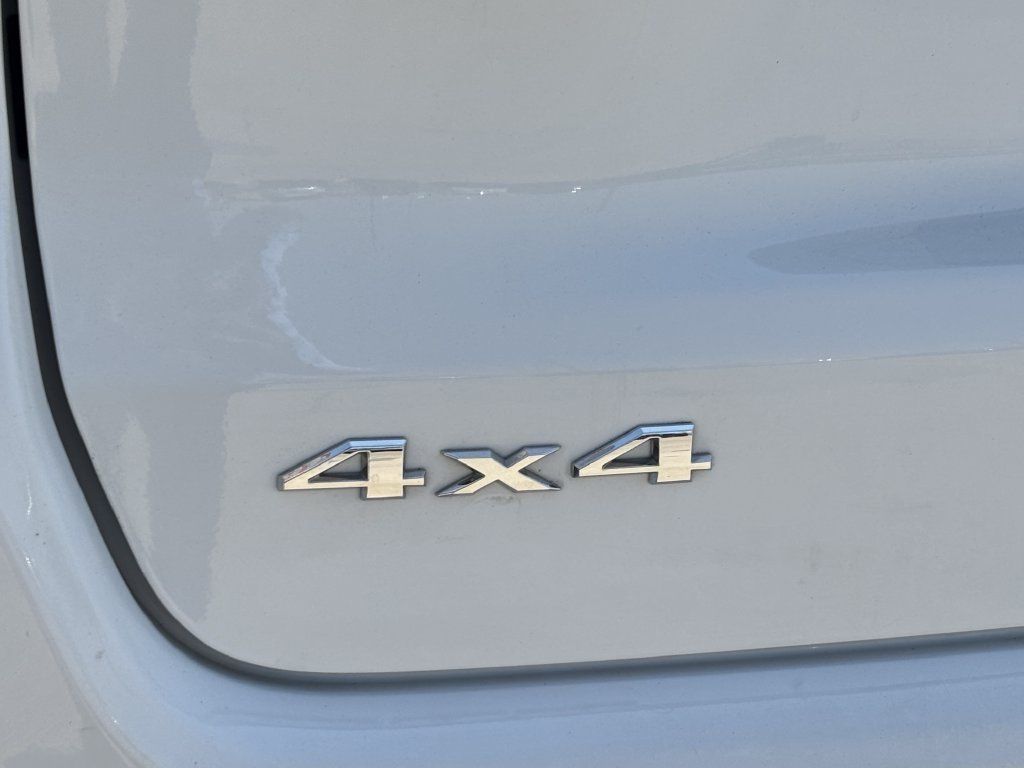 Used 2023 Jeep Compass Limited w/ Elite Group AWD/4WD image 7