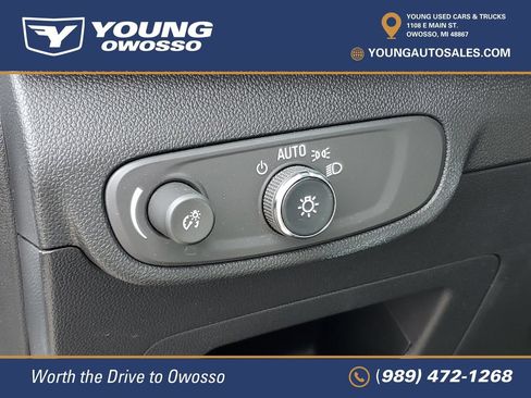 Used 2024 Chevrolet TrailBlazer LT w/ LT Cold Weather Package FWD image 9