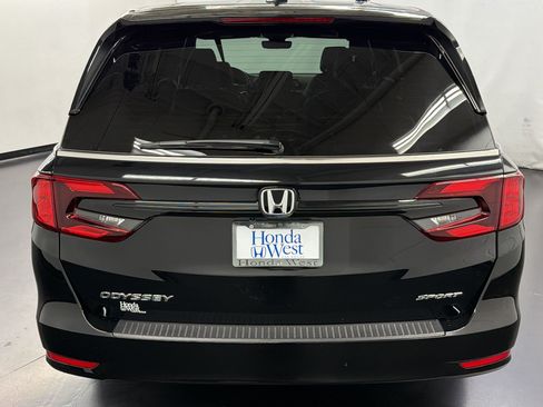 Certified 2024 Honda Odyssey Sport image 10