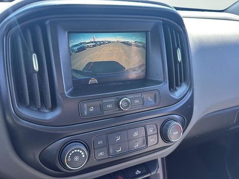 Used 2022 Chevrolet Colorado W/T RWD image 15
