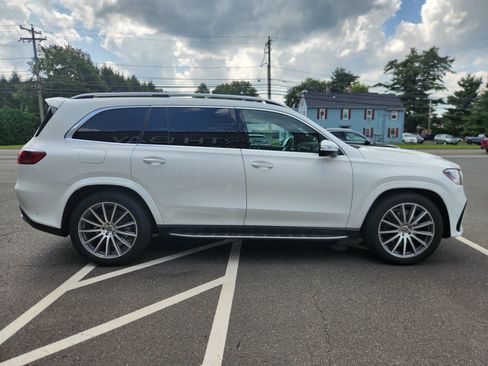 Used 2024 Mercedes-Benz GLS 450 4MATIC w/ AMG Line Exterior image 12