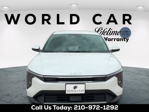 Used 2025 Kia K4 EX image 8