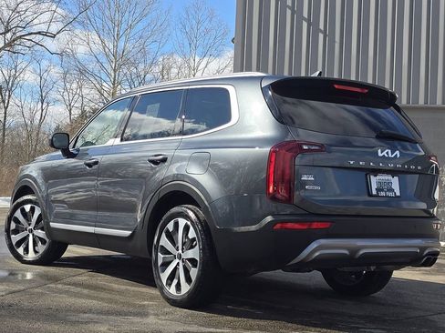 Used 2022 Kia Telluride S image 15