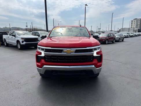 Used 2025 Chevrolet Silverado 1500 LT image 8