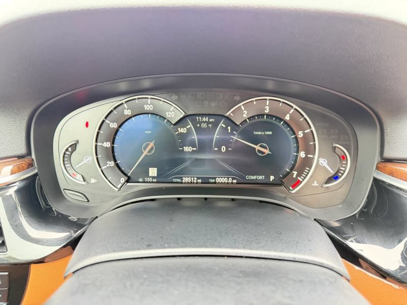 Used 2018 BMW 530i xDrive AWD/4WD image 22