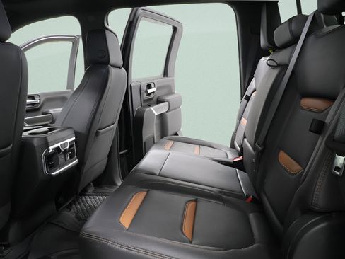 Used 2021 GMC Sierra 2500 AT4 w/ AT4 Preferred Package AWD/4WD image 24