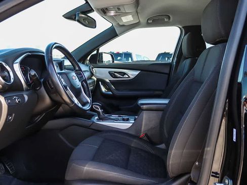 Used 2020 Chevrolet Blazer LT FWD image 17