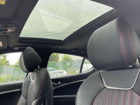 Used 2024 Genesis G70 3.3T Advanced image 20