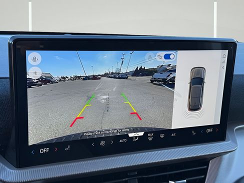 Used 2026 Ford Explorer Active RWD image 14
