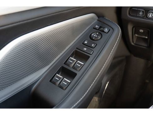 Used 2025 Acura MDX SH-AWD w/ Technology Package image 30