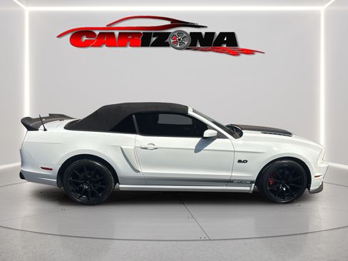 Used 2013 Ford Mustang GT Premium w/ Electronics Pkg RWD image 4
