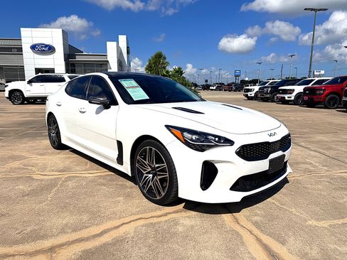 Used 2022 Kia Stinger GT2 AWD/4WD image 1