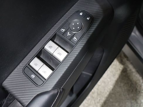 Used 2022 Mitsubishi Outlander SEL image 13