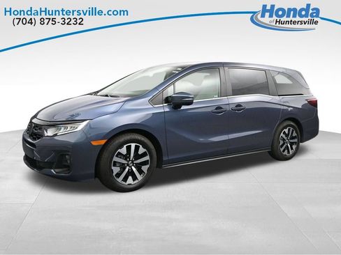Used 2026 Honda Odyssey EX-L image 3